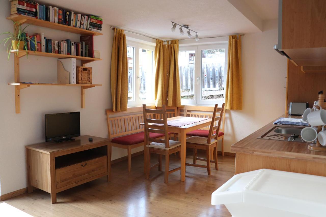 Haus Aperies Apartment Pettneu am Arlberg Luaran gambar